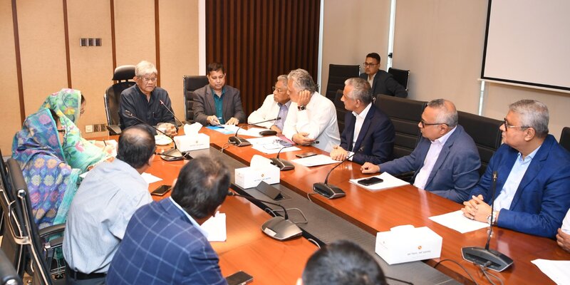 সুদ মওকুফ করে ঋণ রিশিডিউল করার দাবি জানিয়েছে চামড়া ব্যবসায়ীরা